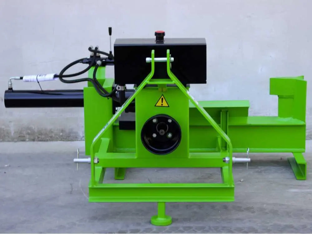 Rachador horizontal em chassis com motor de combustão interna - 20 toneladas